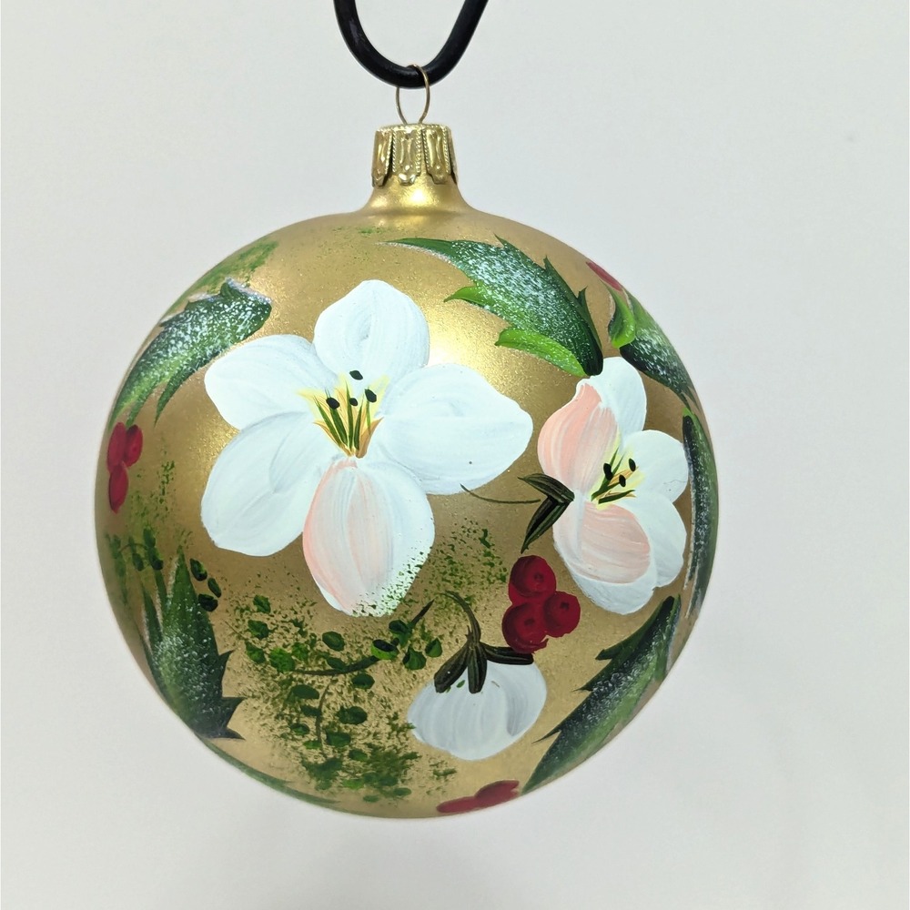 Vtg Hand Painted Magnolia White Floral Gold Christmas Ornament Glass 4" Italy